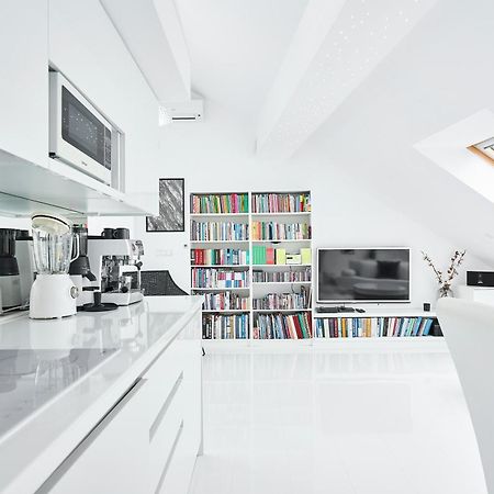 Unique Design Loft In Middle Of Centre Of Old Town With Netflix Apartman Krakkó Kültér fotó